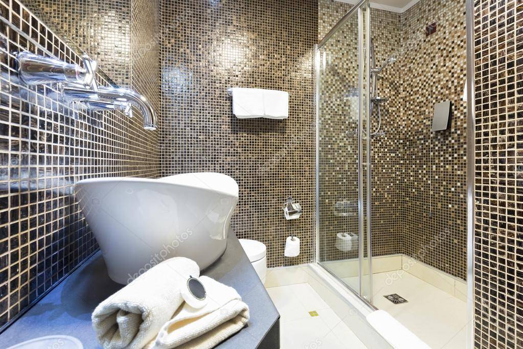 Мозаика в ванной комнате: укладка керамической и стеклянной мозаики своими руками, фото, видео, дизайн