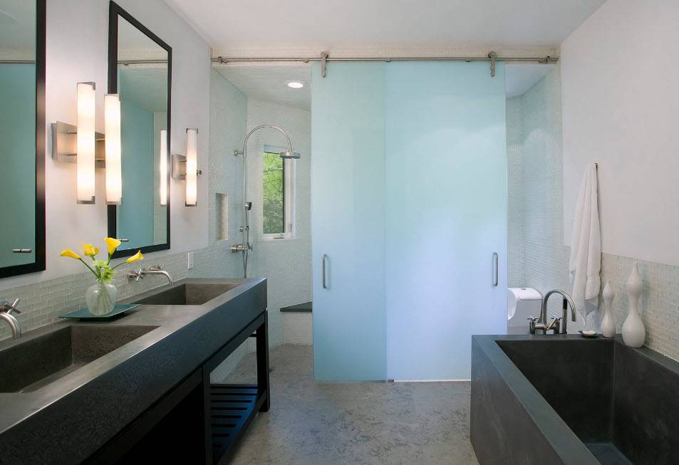 Раздвижные двери в ванную и туалет, для санузла и в жилую комнату, фото в интерьере