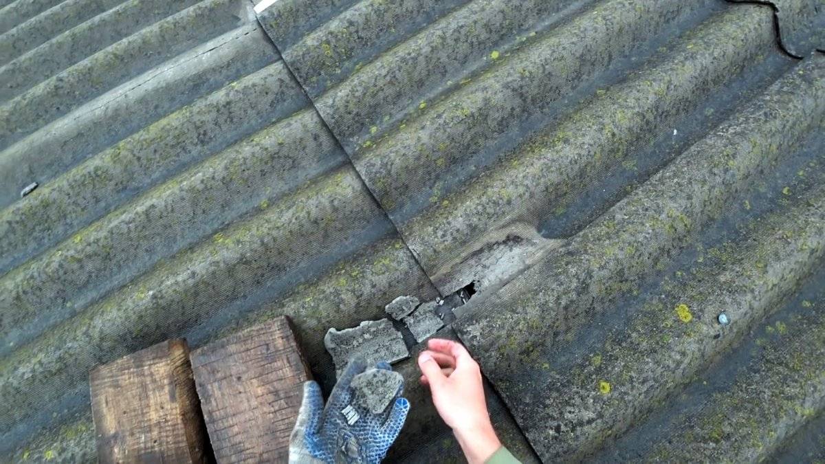 Чем и как заделать трещину в шифере на крыше: ремонт шиферной крыши своими руками