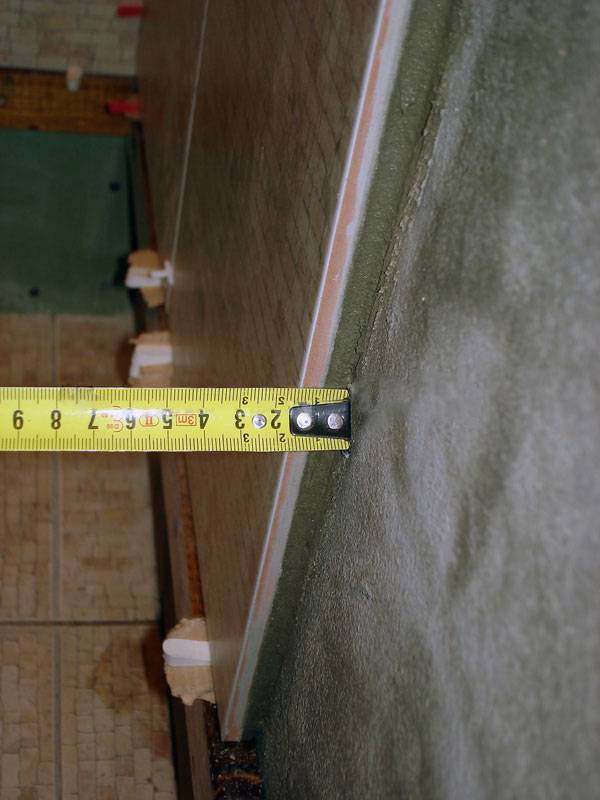 Толщина слоя плиточного клея для укладки плитки на пол и стены