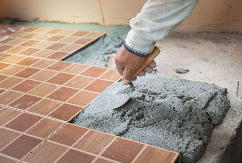 Как разводить плиточный клей: пропорции, как развести клей для плитки в домашних условиях?