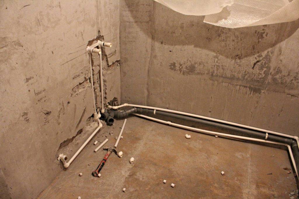 Разводка полипропиленовых труб в ванной: виды, схемы, укладка
