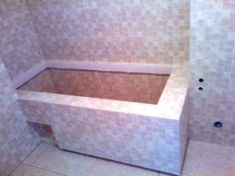 Установка ванны на кирпичи: технология монтажа своими руками | ремонт и дизайн ванной комнаты