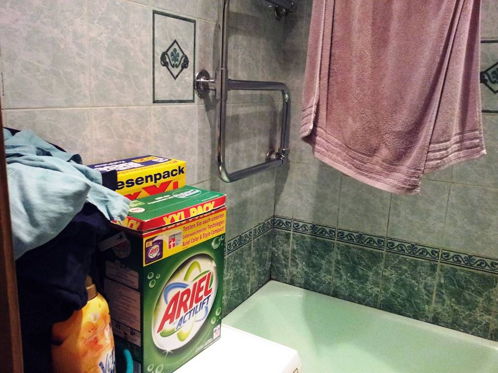 Перенос полотенцесушителя в ванной на другую стену: инструкция