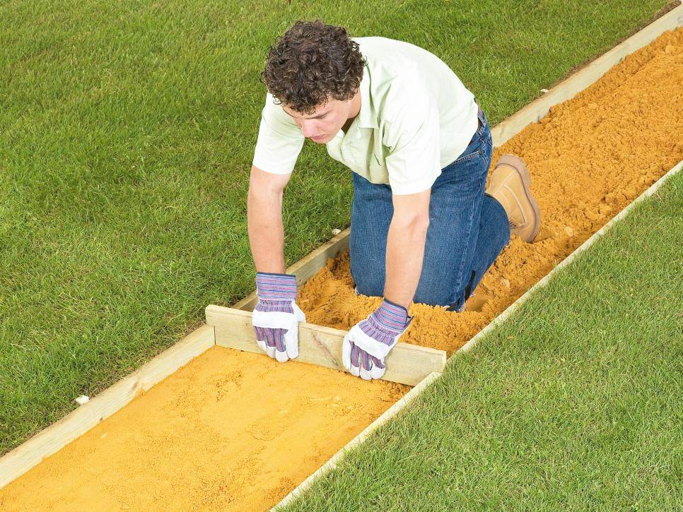 Как просто сделать садовую дорожку из плитки на даче или участке - 5 шагов с фото - школа ремонта