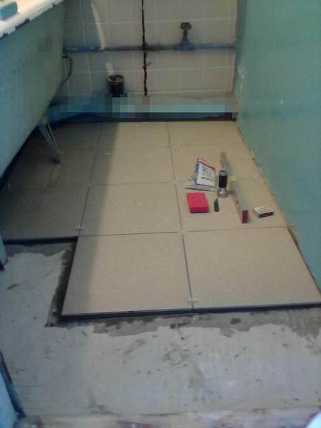 Сколько времени сохнет клей для плитки на полу, на стене, в ванной