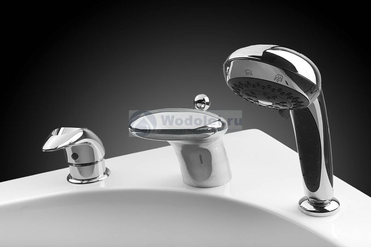 Как выбрать и правильно установить смеситель врезной на борт ванны?