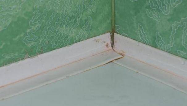 Бордюрная лента для ванны – герметизируем швы легко!