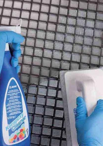 Чем отмыть плитку от затирки после ремонта – практические советы