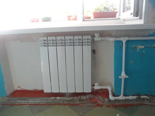 Как заменить радиатор отопления в квартире своими руками?