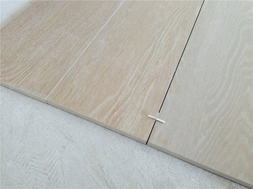 Бесшовная плитка на пол ( 38 фото): текстура напольной плитки без швов