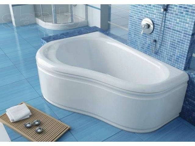 Ассиметричная угловая ванна: обзор и рекомендации по выбору