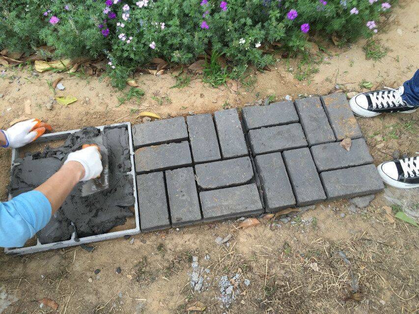 Как подготовить и залить бетонную дорожку для дачи и сада
