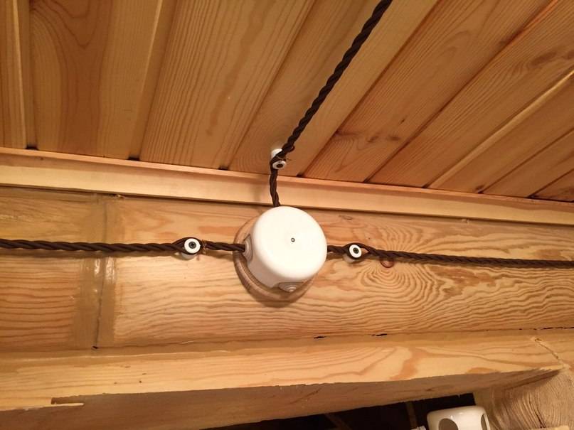 Как правильно сделать ретро проводку своими руками: монтаж витой электропроводки в деревянном доме на фарфоровых изоляторах под старину