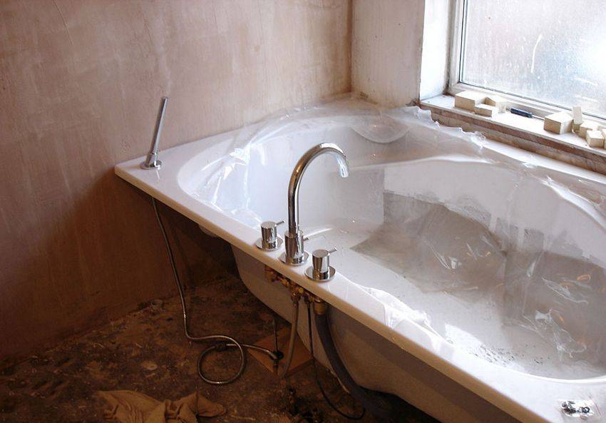 Как произвести установку акриловой ванны своими руками – понятная инструкция