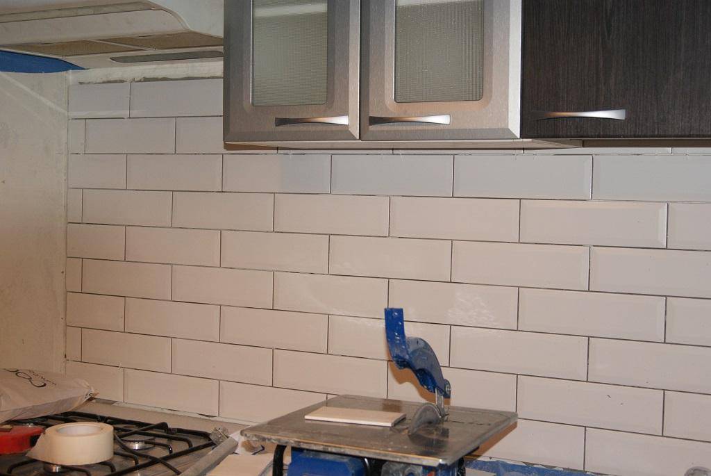 Плитка кабанчик для кухонного фартука – преимущества, современные варианты дизайна, лучшие 150+ фото фартуков