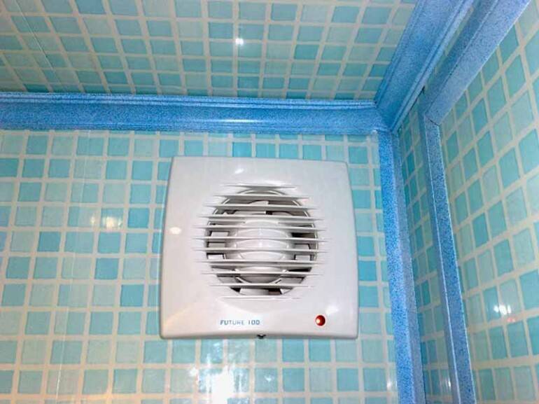 Как подобрать и установить вентиляционную систему (вытяжку) в ванне и туалете частного дома