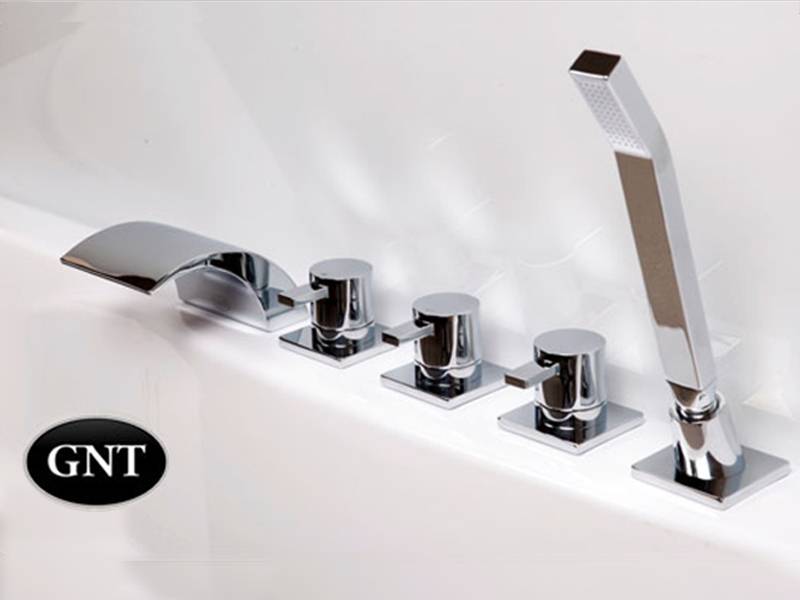Излив для смесителя для ванны: гусак в ванной с душем, поворотный и выдвижной носики, высокий кран с верхним и средним положением