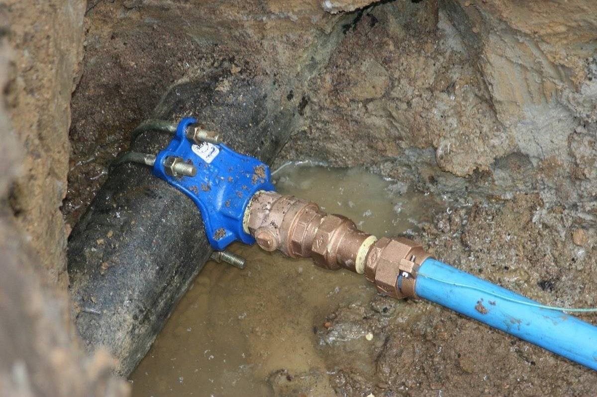 Врезка в водопровод под давлением | водопровод | restart24.ru