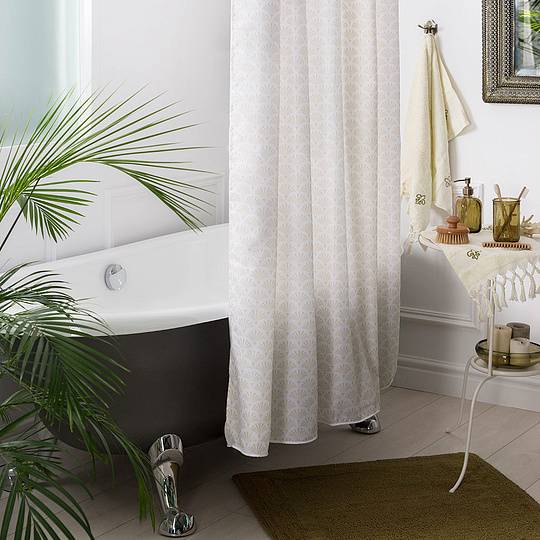 Тканевая штора для ванной комнаты: правила выбора и ухода