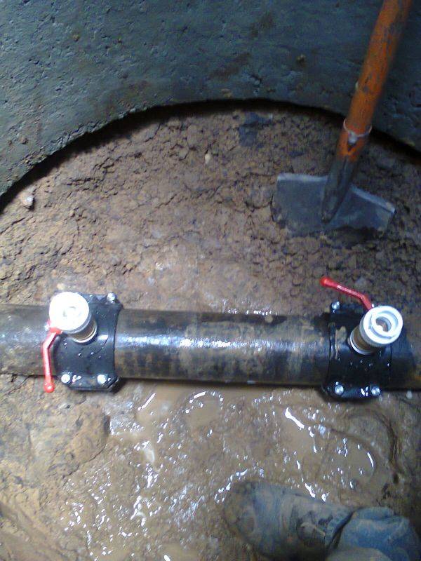 Врезка в водопровод под давлением: особенности монтажа - инструкция