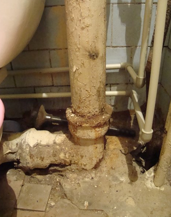 Замена чугунных канализационных труб на пластиковые - только ремонт своими руками в квартире: фото, видео, инструкции