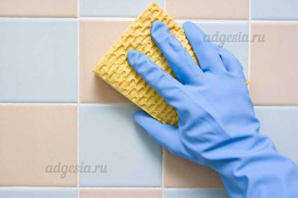 Как отмыть плитку в ванной и чем почистить чтобы блестела (средства)