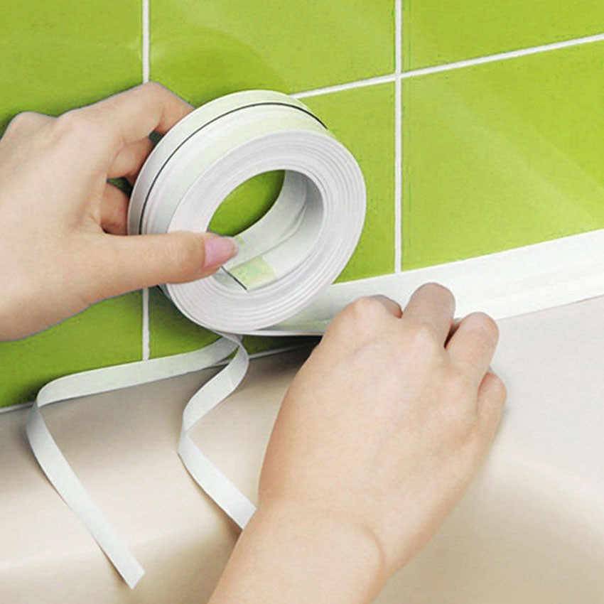 Технология монтажа бордюрной ленты в ванной — как заклеить стык