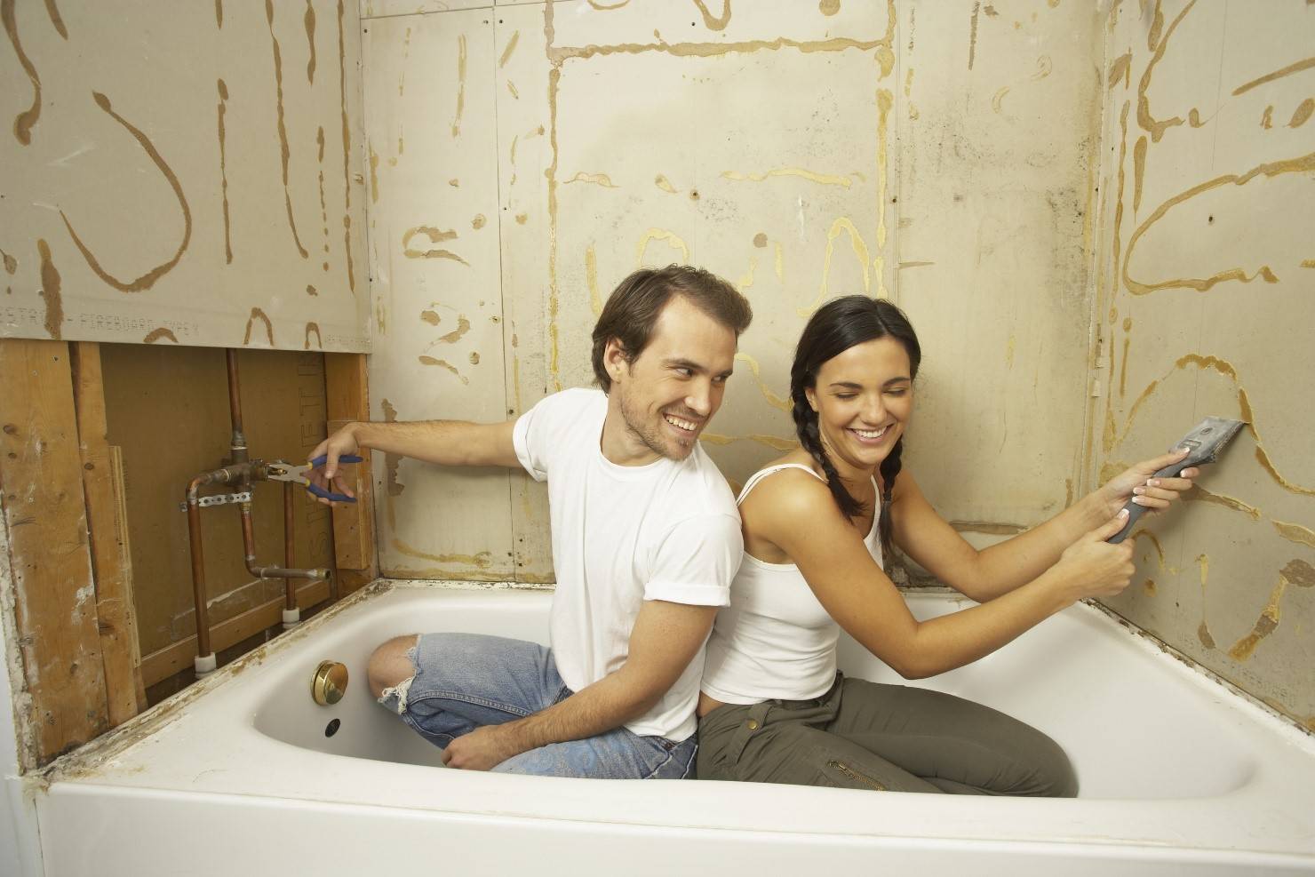 Как сделать ремонт ванной комнаты своими руками в доме? пошагово- обзор +видео