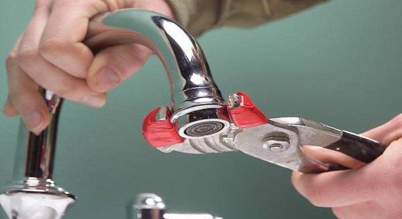 Как починить кран на кухне и в ванной: пошаговая инструкция
