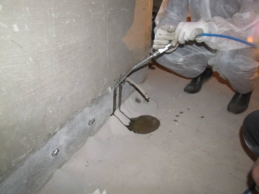 Как на даче заделать трещины в бетоне, используя подручные материалы и инструменты