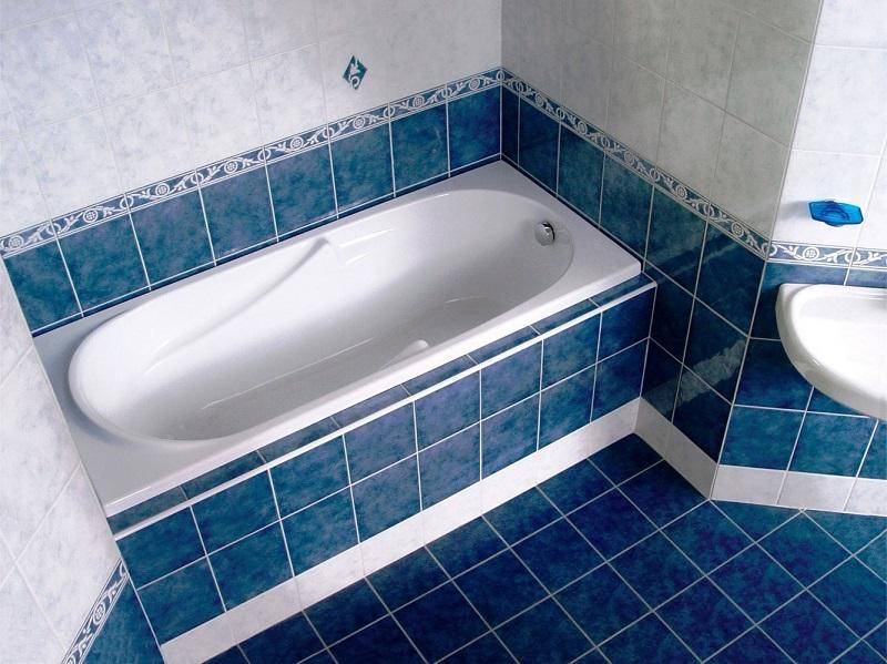 Варианты последовательности установки ванной, как выбрать подходящий вариант — до или после плитки