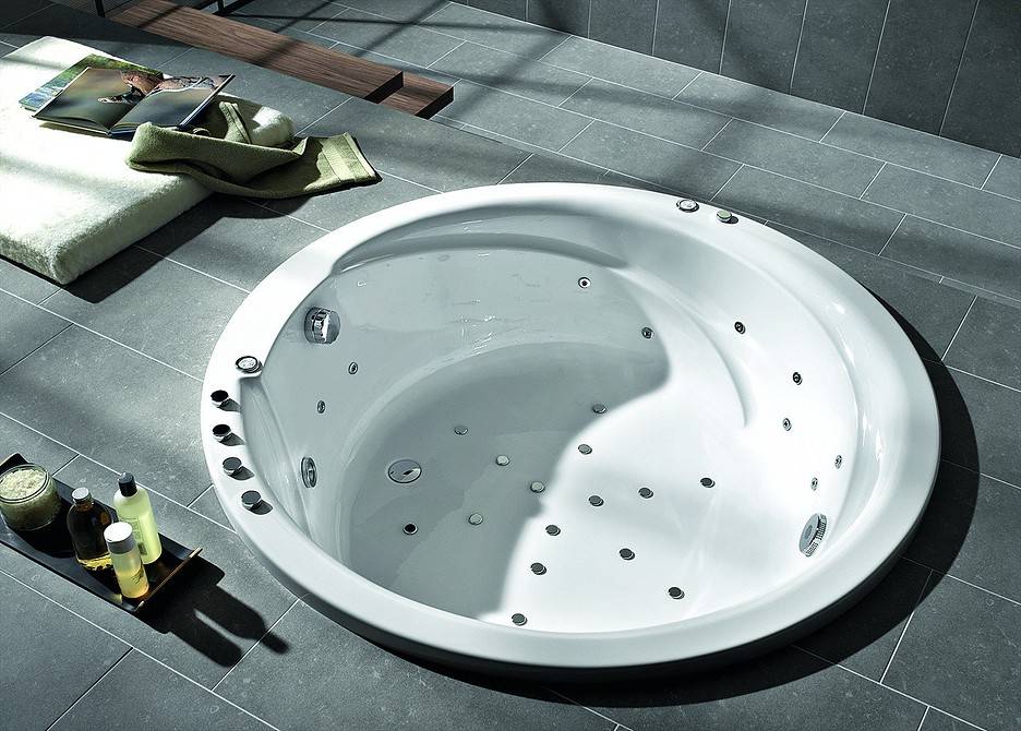 Как правильно выбрать ванну с функцией гидромассажа?