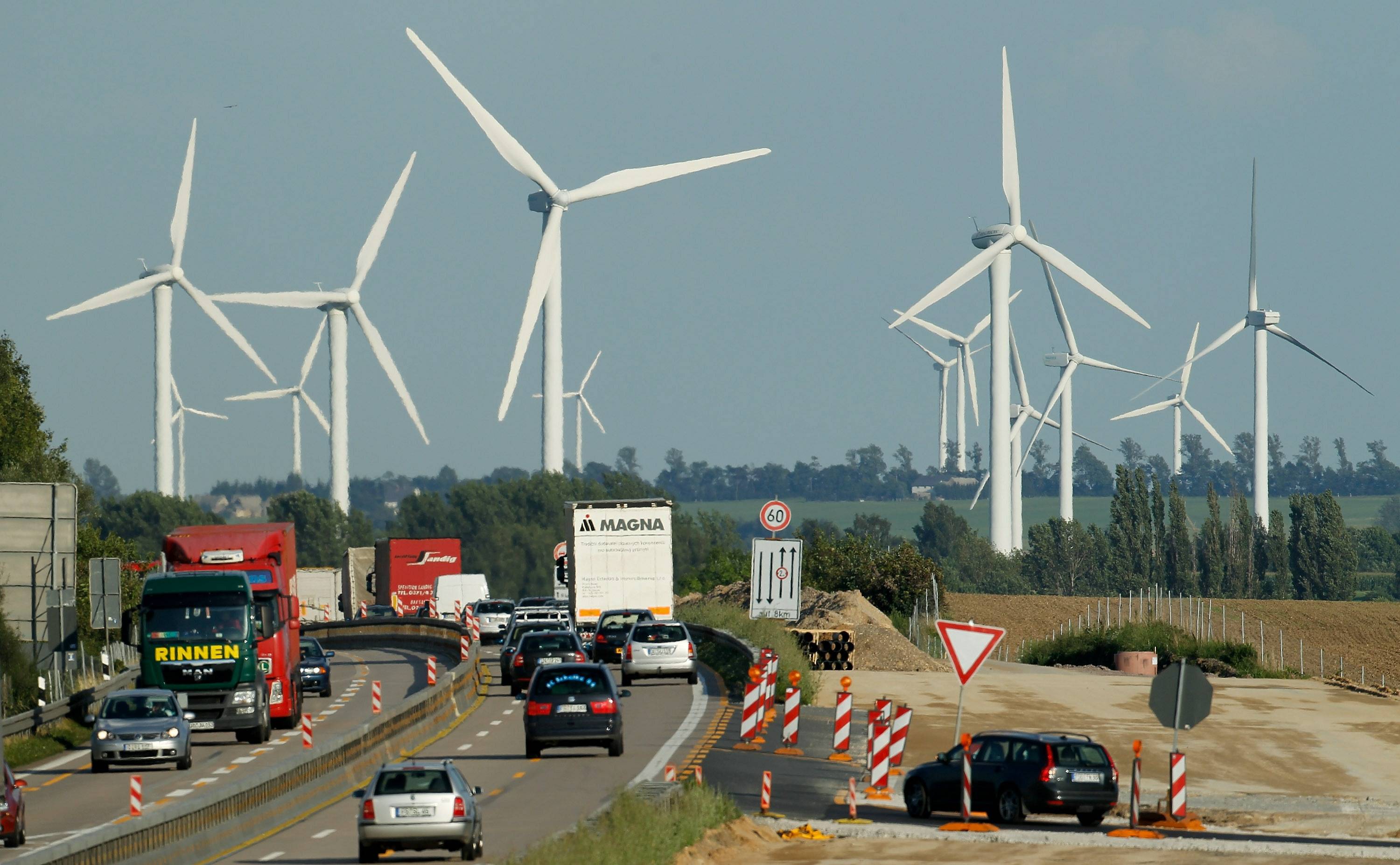 Энергетика германии. ВЭС В Германии. Ветряные электростанции в Германии. Ветровые станции Германия. Ветровая энергия в Германии.
