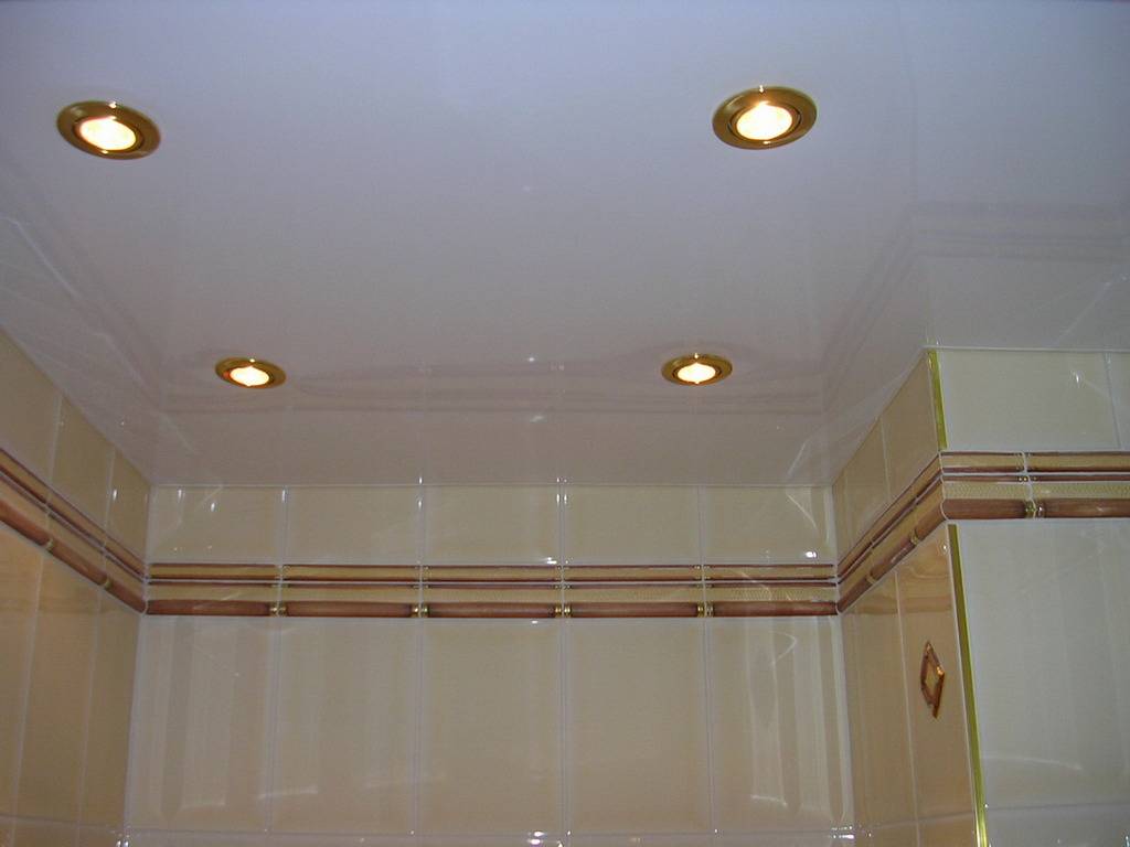 Потолок для ванной комнаты - какой лучше сделать? лучшие варианты!