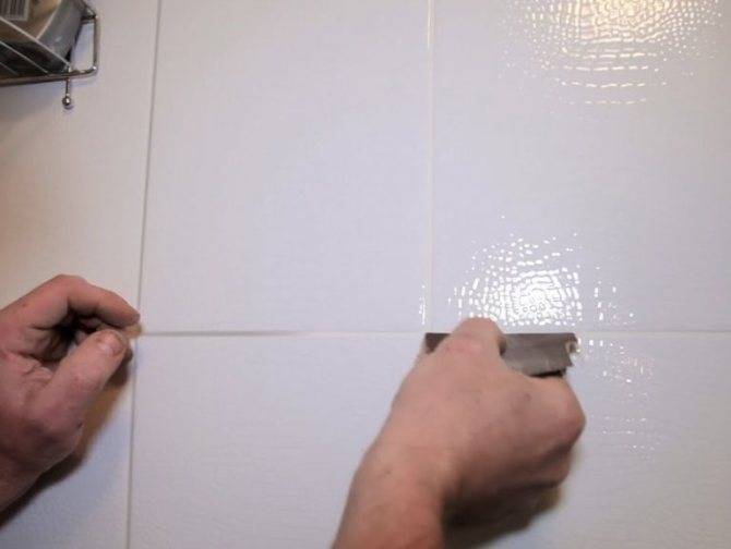 Как обновить швы между плиткой в ванной