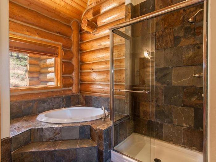 Ванная комната в деревянном доме - важные нюансы