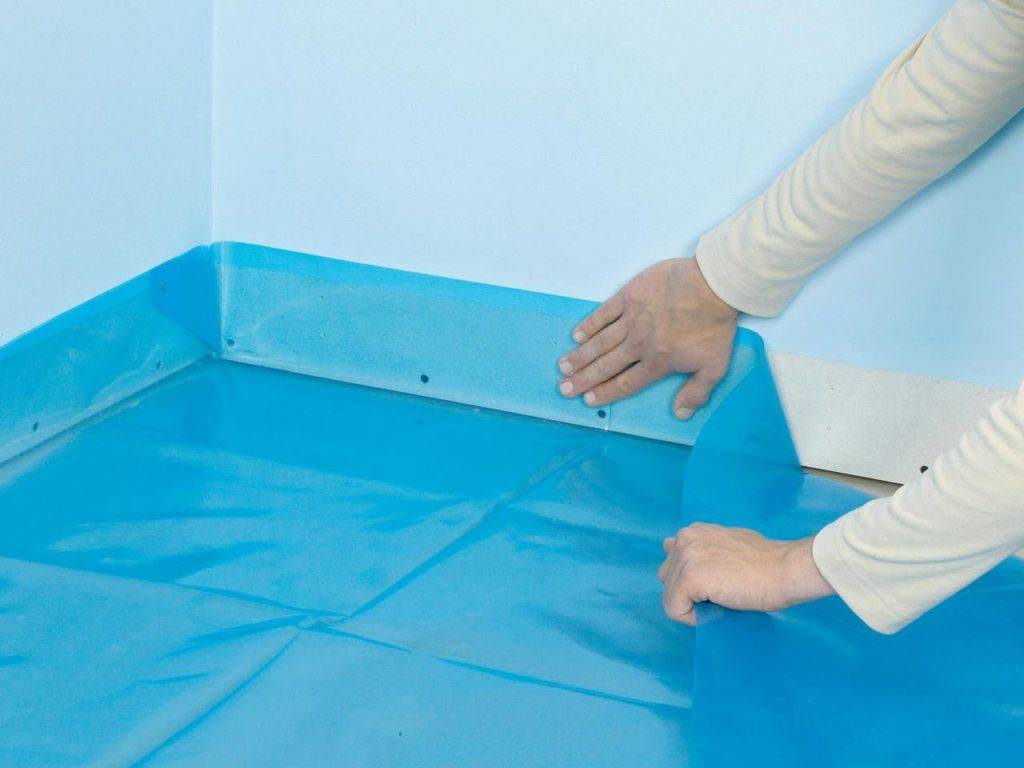 Гидроизоляция ванной комнаты под плитку: 4 самых удачных варианта
