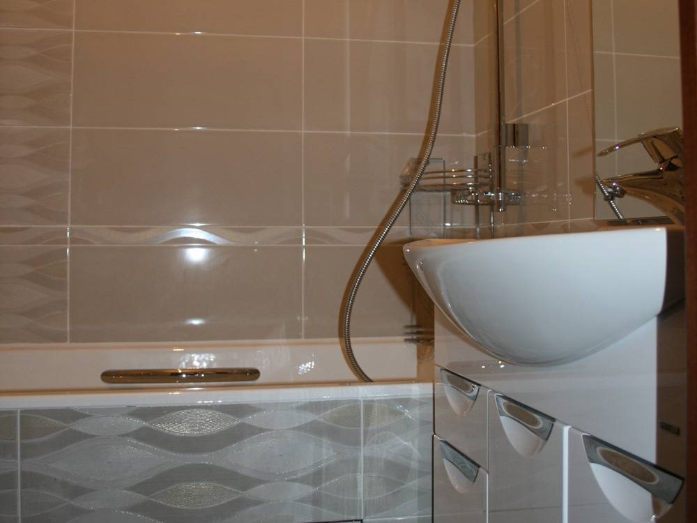 Виды влагостойких затирок для швов плитки в ванной комнате