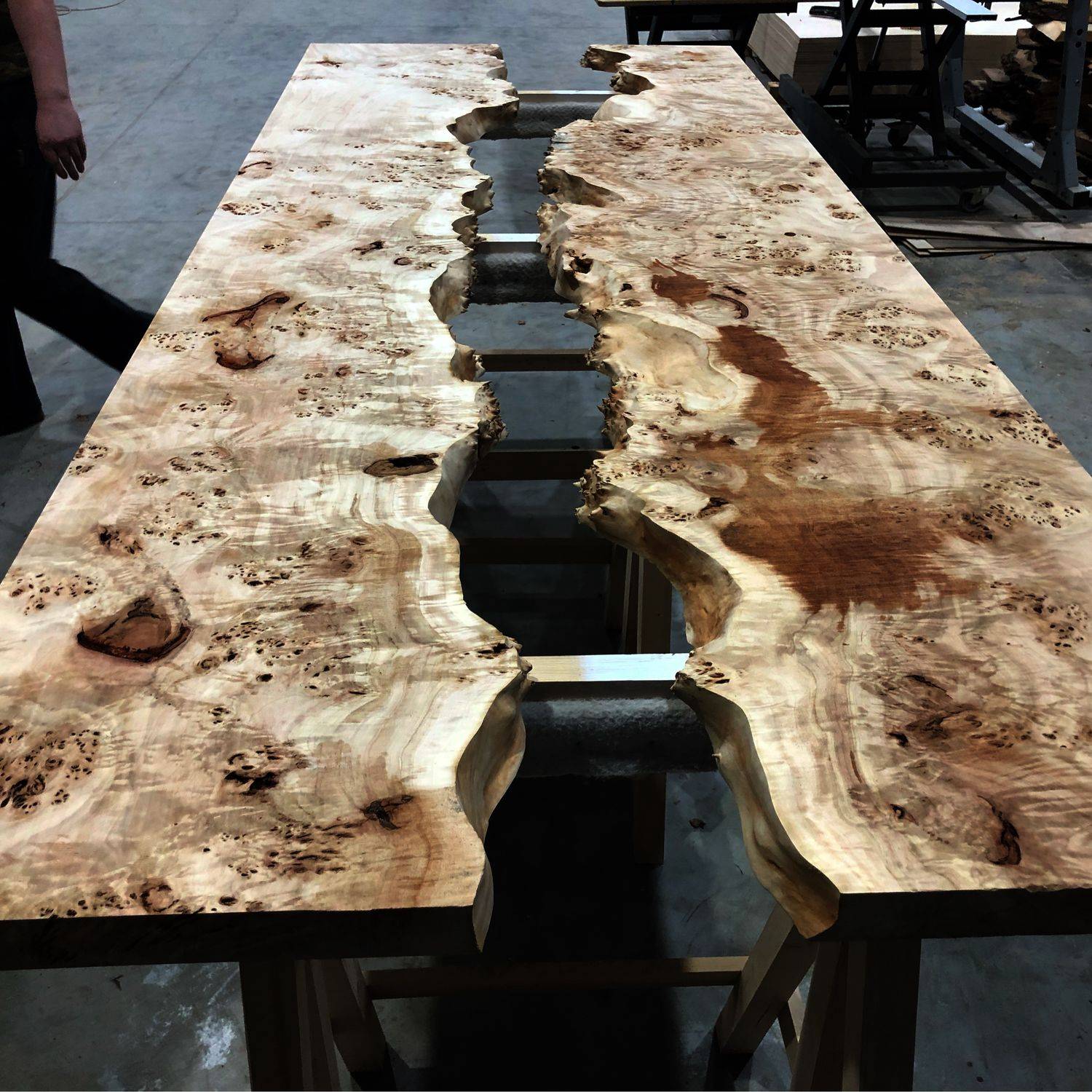 Столешница из слэба: изготовление деревянных столешниц из среза дуба
