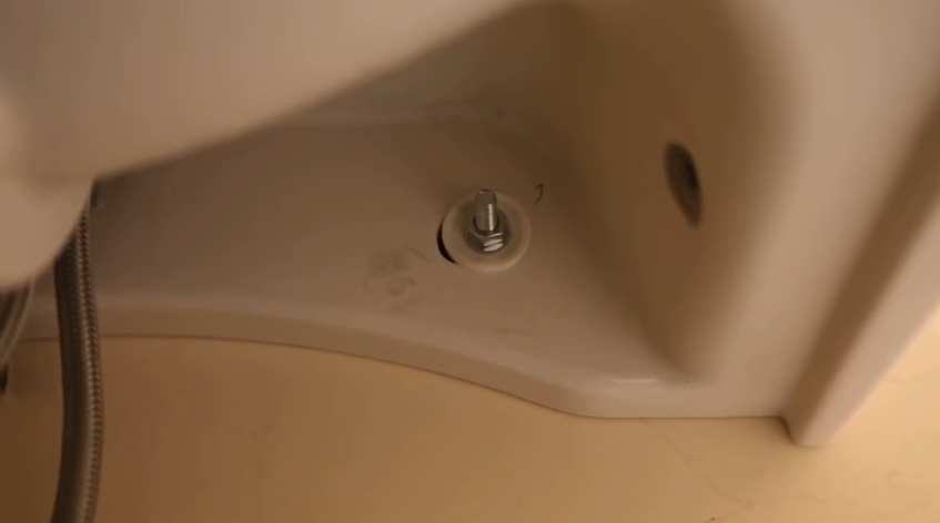 Крепление раковины к стене в ванной своими руками + фото и видео