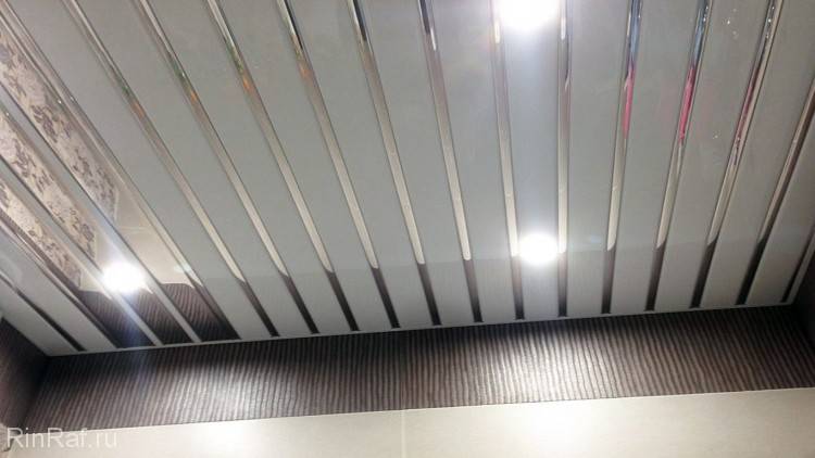 Реечный алюминиевый потолок (45 фото) — подвесной потолок из панелей и реек, технические характеристики конструкций из профилей