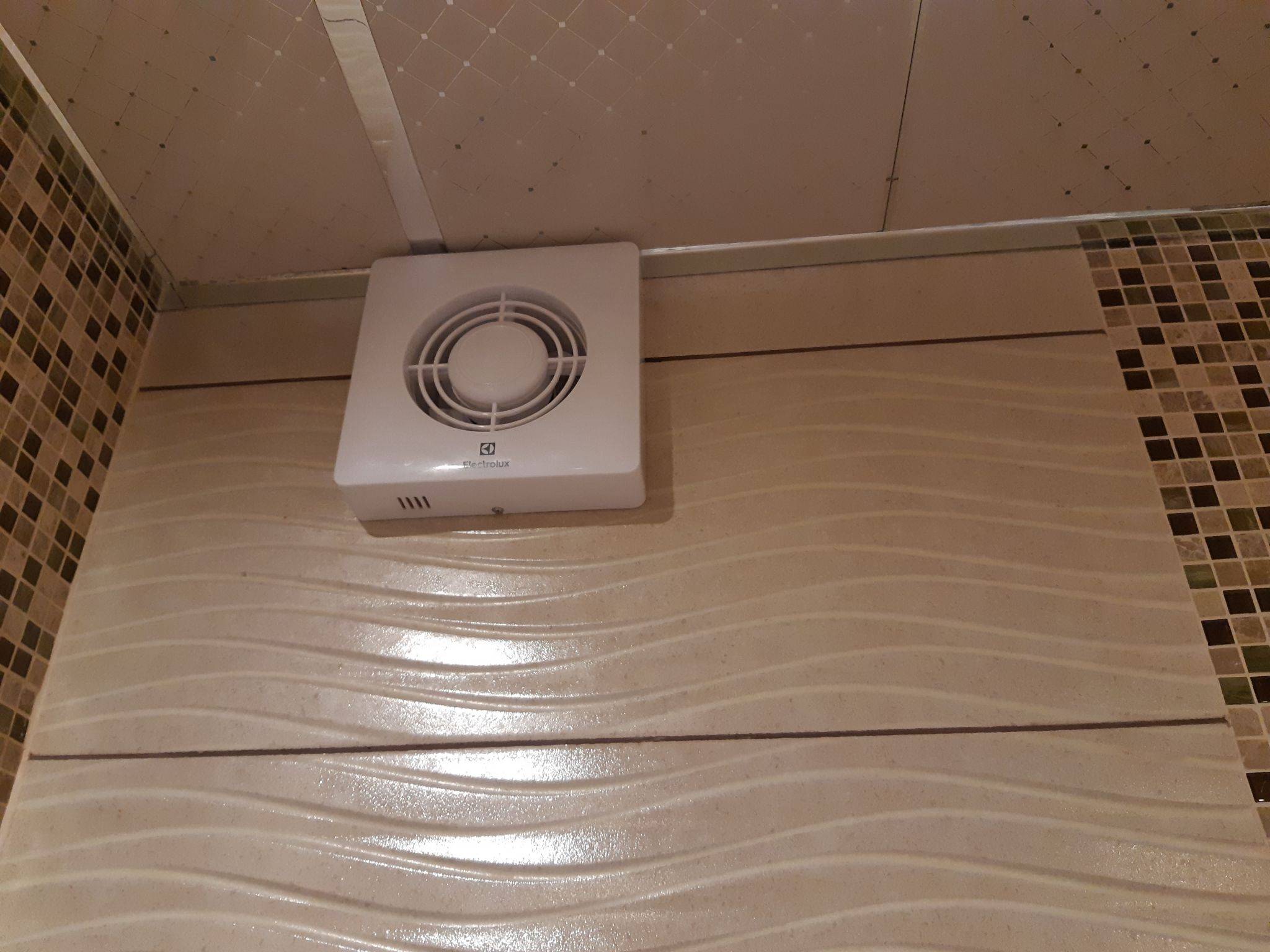 Вытяжной вентилятор в ванную комнату: виды, критерии выбора, советы по установке вытяжки для ванны