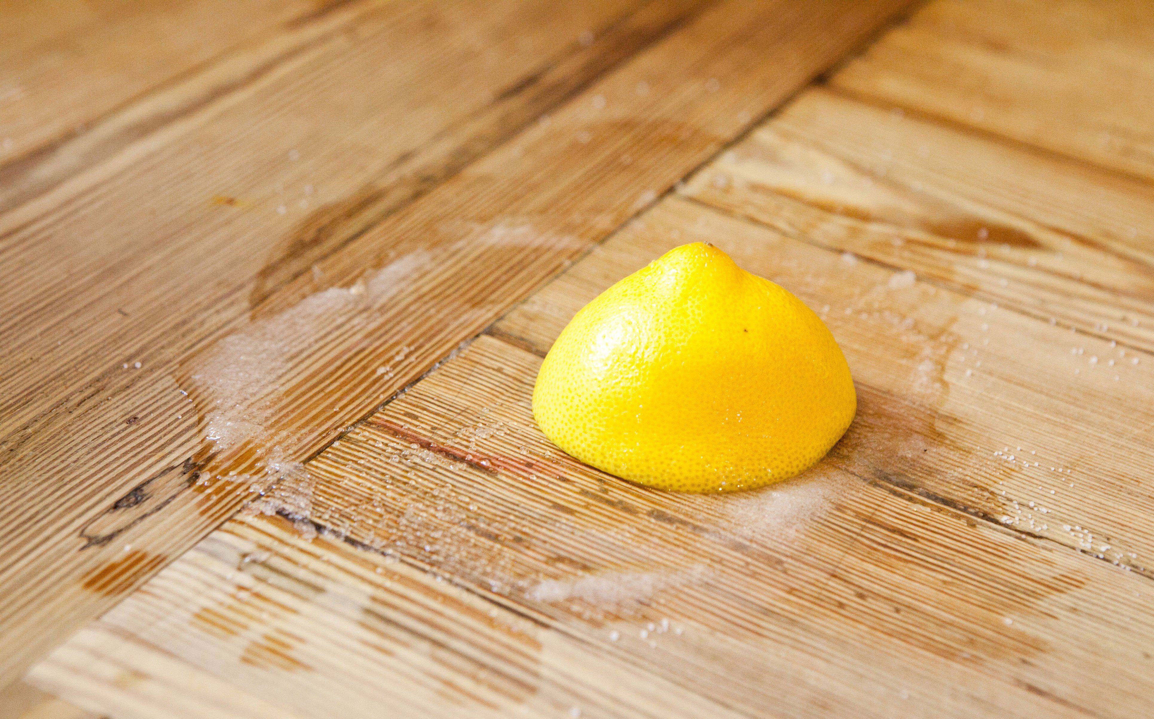 Чем отмыть жир на кухне: 14 народных способов