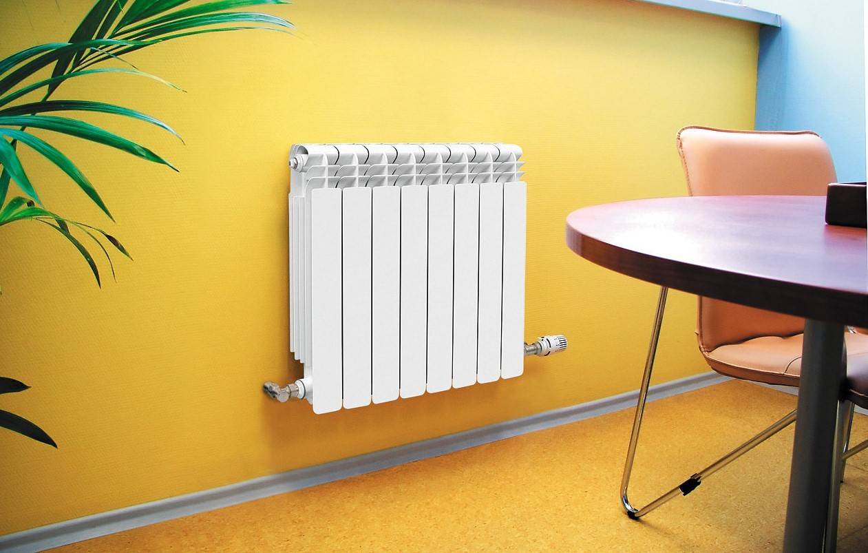 Какие радиаторы отопления лучше ставить в частном доме - лучшие модели, правила расположения и расчета