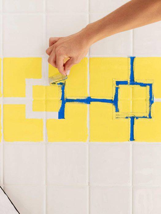 Можно ли покрасить керамическую плитку в ванной комнате?
