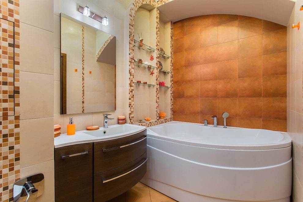 Угловая ванна в маленькой ванной комнате: виды, размеры и установка :: syl.ru