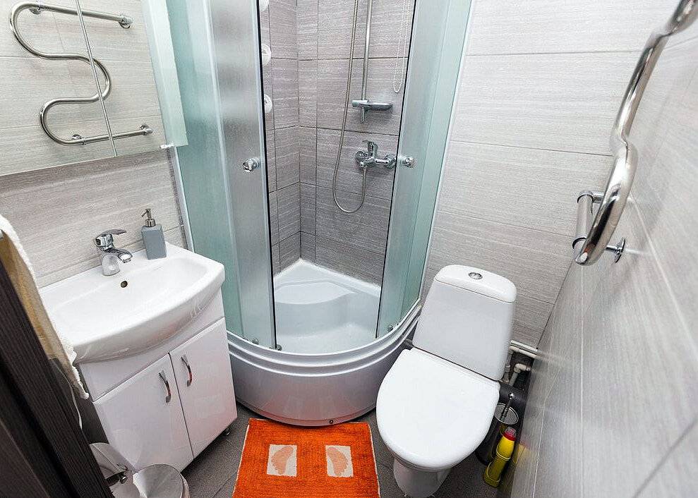 Как выбрать душевую кабину в маленькую ванную - полезные советы, нюансы выбора