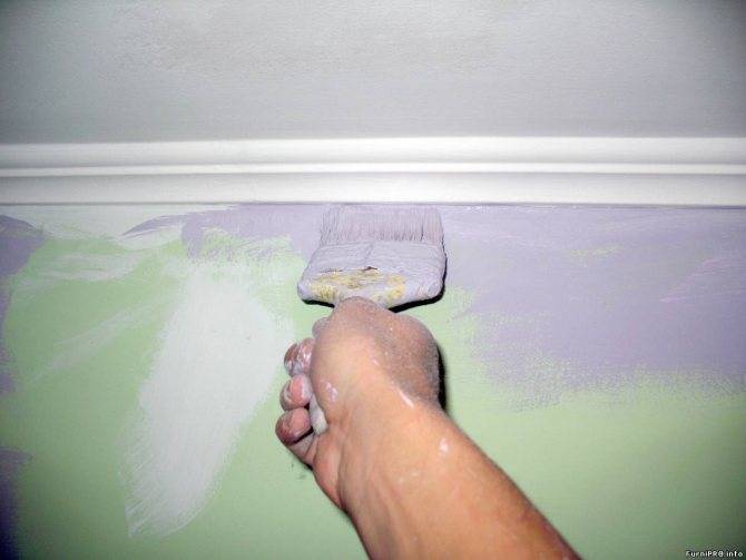 Краска для потолка: какая лучше и как ее выбрать