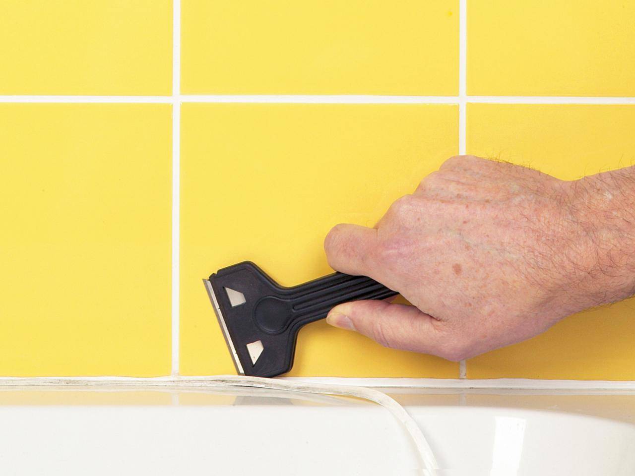 Как убрать силиконовый герметик с акриловой ванны разными способами самостоятельно